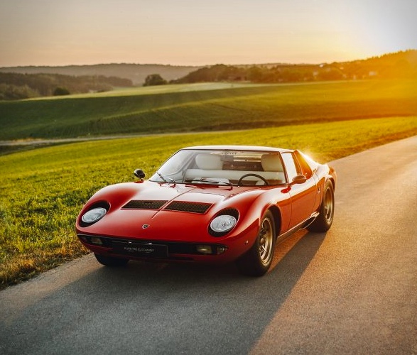 1968-lamborghini-miura-p400-14.jpg
