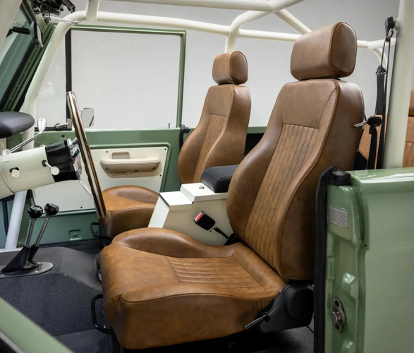 1969-ford-bronco-302-6.jpg