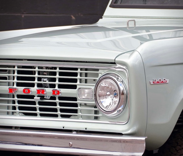 1969-ford-bronco-7.jpg