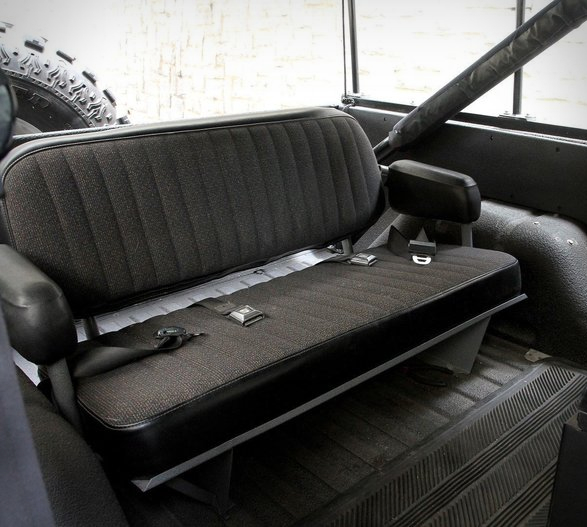 1973-ford-bronco-10.jpg