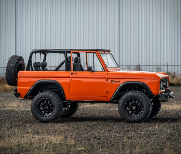 1975-ford-bronco-17.jpg
