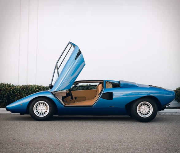 1975-lamborghini-countach-lp400-periscopio-17.jpg
