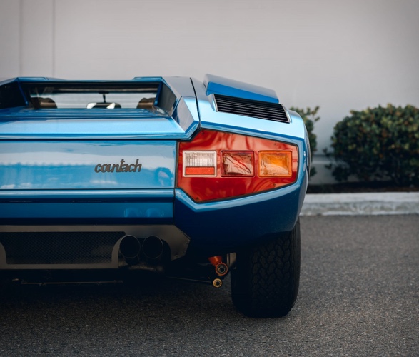 1975-lamborghini-countach-lp400-periscopio-6.jpg