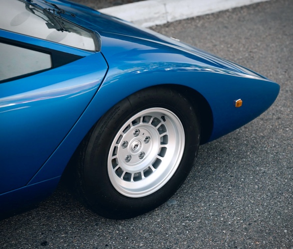 1975-lamborghini-countach-lp400-periscopio-8.jpg