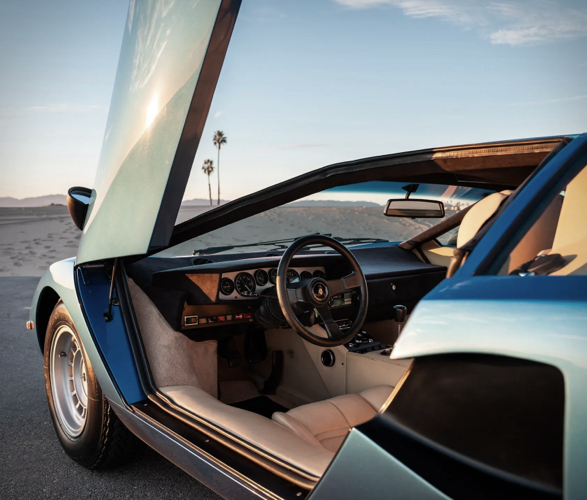 1976-lamborghini-countach-lp400-periscopio-6.jpeg