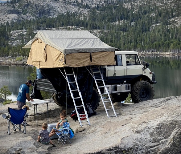 1976-mercedes-benz-unimog-17.jpg