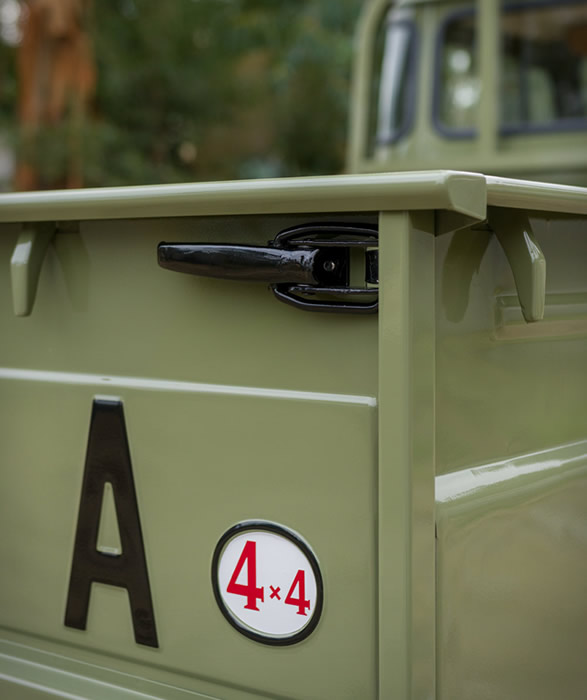 1978-land-cruiser-pick-up-9.jpg