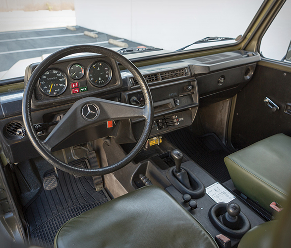 1984-mercedes-benz-240-gd-6.jpg