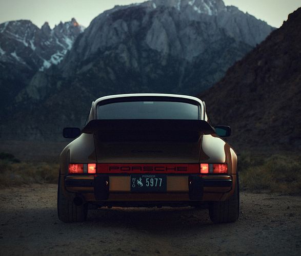 1984-porsche-911-goldrush-6.jpg