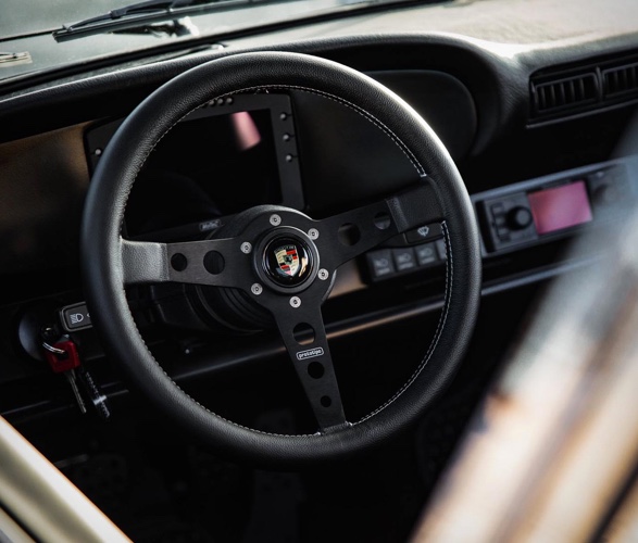 1984-porsche-911-safari-6.jpg