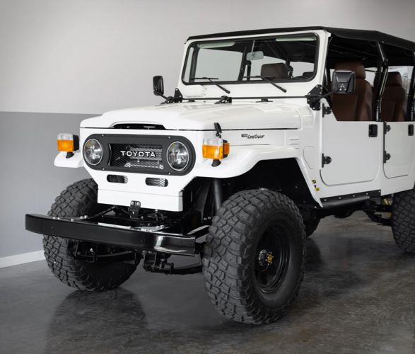 1984-toyota-fj45-beach-cruiser-6.jpg