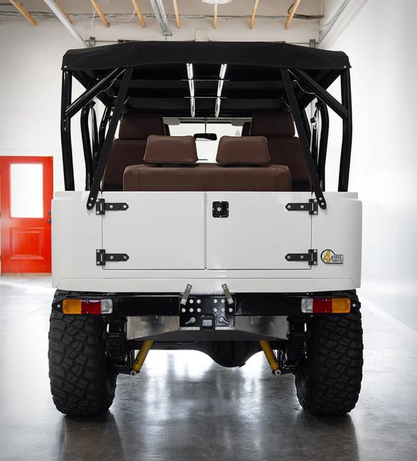 1984-toyota-fj45-beach-cruiser-7.jpg