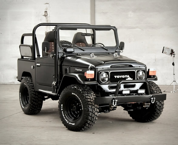 1985-toyota-land-cruiser-matte-black-14.jpg