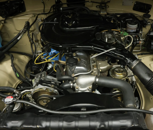 1986-toyota-land-cruiser-fj60-13.jpeg