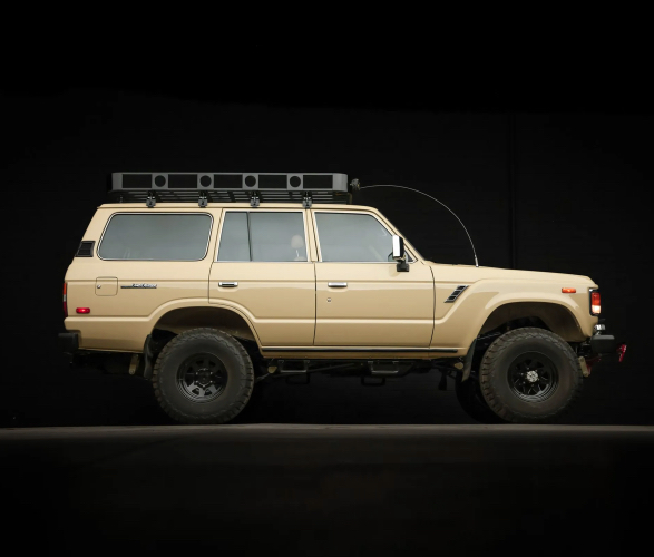1986-toyota-land-cruiser-fj60-6.jpeg