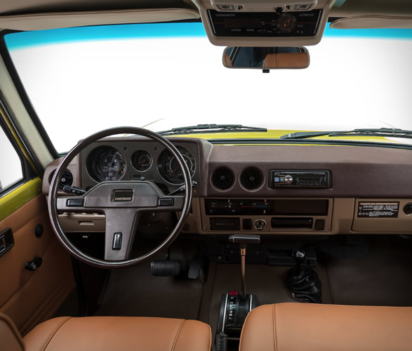 1986-toyota-land-cruiser-fj62-7.jpg