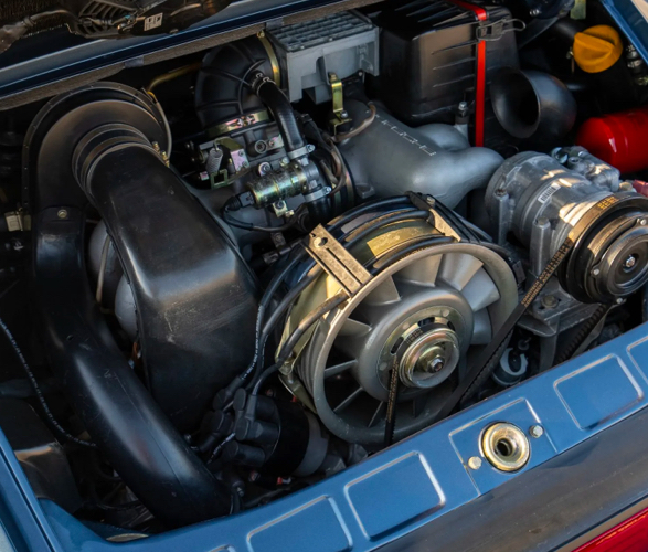 1988-porsche-911-safari-11.jpg