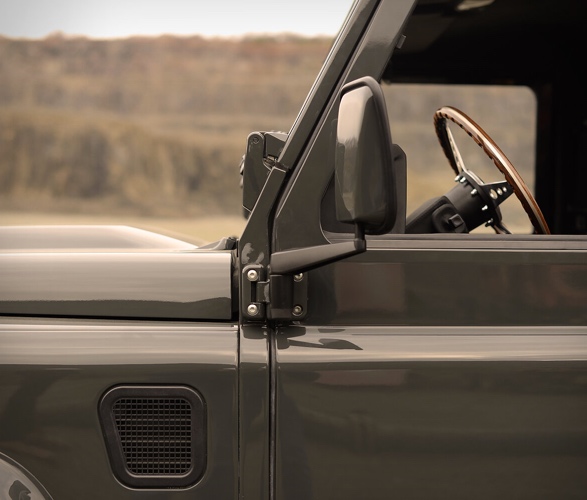 1990-defender-110-pickup-10.jpg