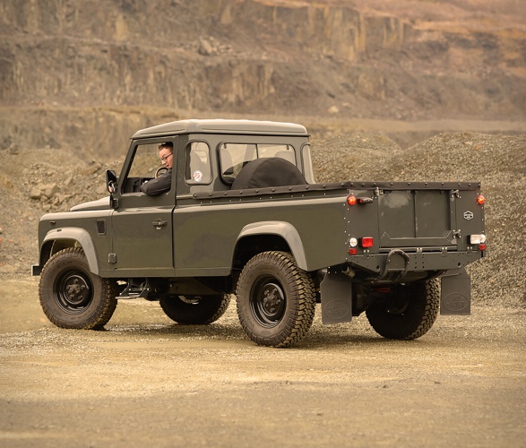 1990-defender-110-pickup-12.jpg