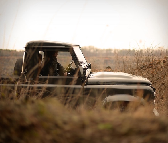 1990-defender-110-pickup-14.jpg