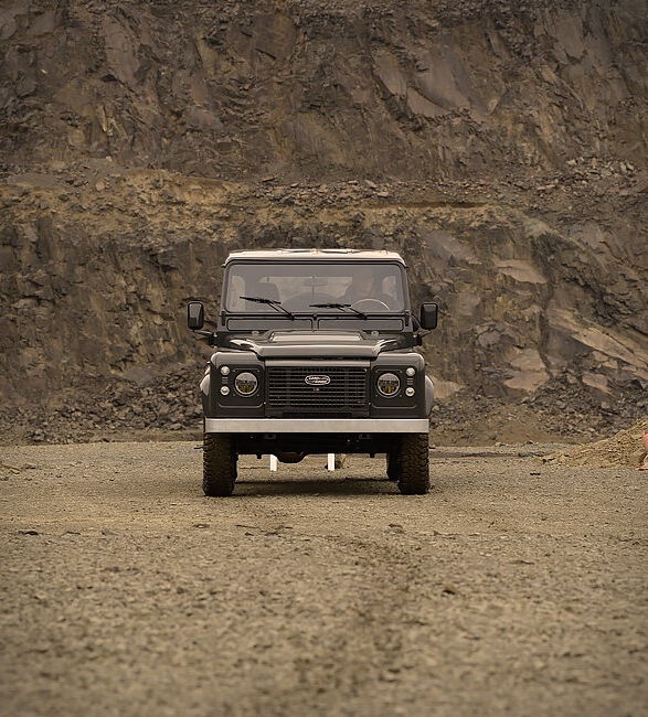 1990-defender-110-pickup-6.jpg