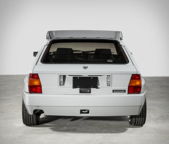 1990-lancia-delta-integrale-bastarda-3.jpeg | Image