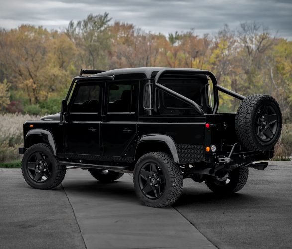 1990-land-rover-defender-110-pickup-2.jpeg | Image