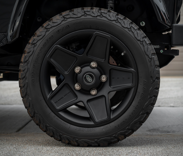 1990-land-rover-defender-110-pickup-5.jpeg | Image