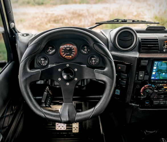 1990-land-rover-defender-110-pickup-6.jpeg
