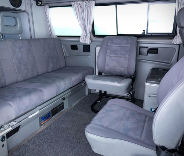 1990-volkswagen-vanagon-westfalia-multivan-7.jpg