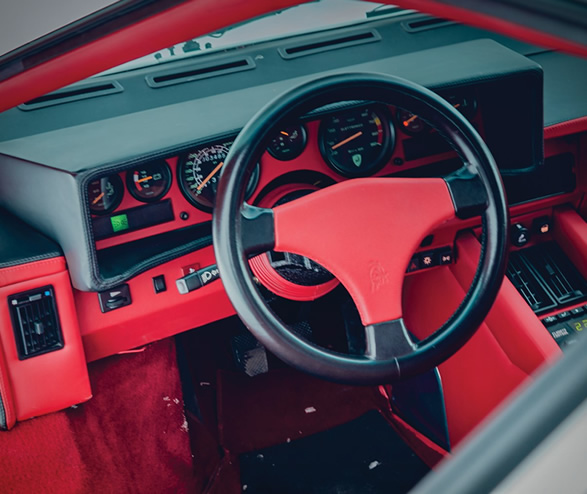 1991-lamborghini-countach-10.jpg