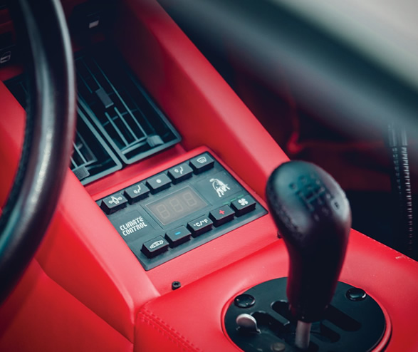 1991-lamborghini-countach-13.jpg