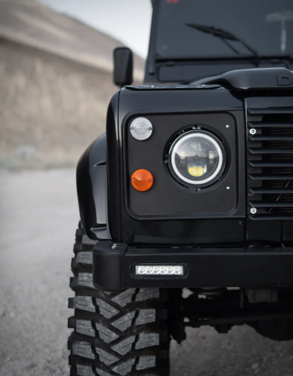 1992-land-rover-defender-110-6.jpg | Image