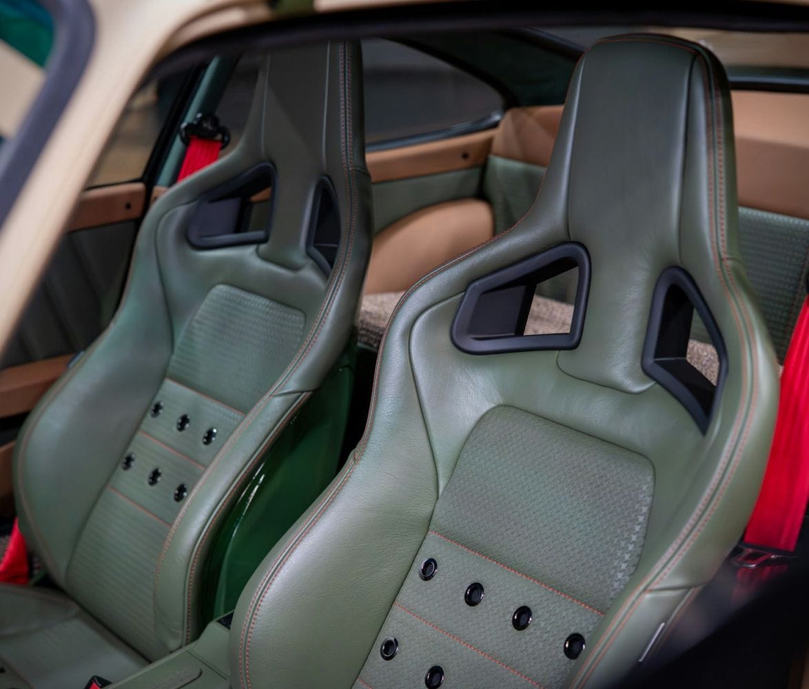 1992-porsche-911-patagonia-4x4-10.jpg | Image
