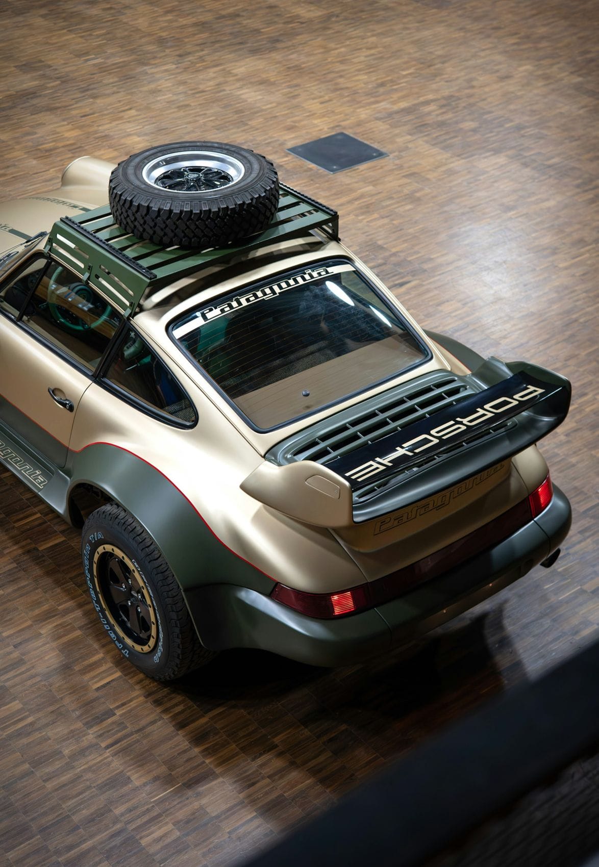 1992-porsche-911-patagonia-4x4-8.jpg | Image