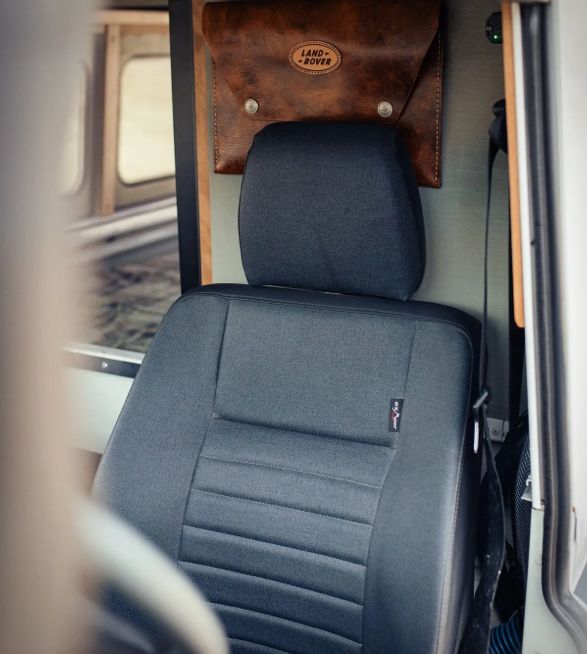 1993-land-rover-defender-camper-13.jpg | Image