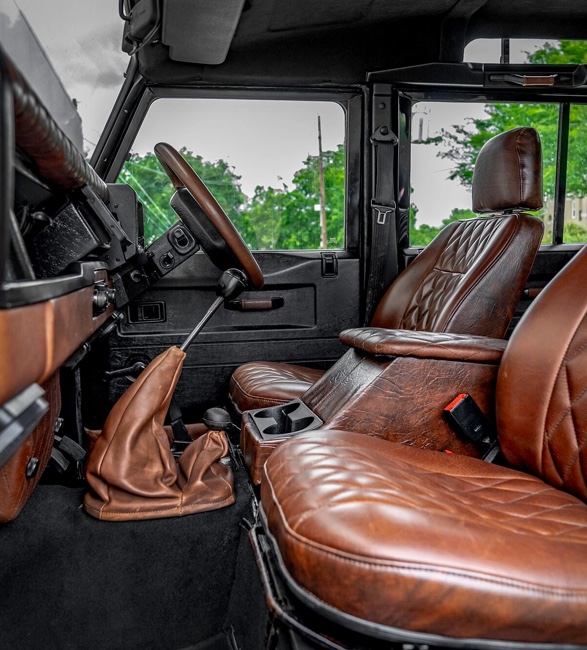 1993-land-rover-defender-defender-14.jpg