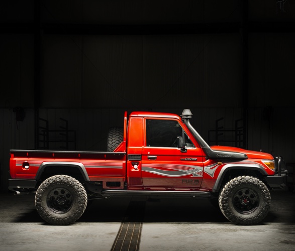 1993-toyota-land-cruiser-pickup-13.jpg