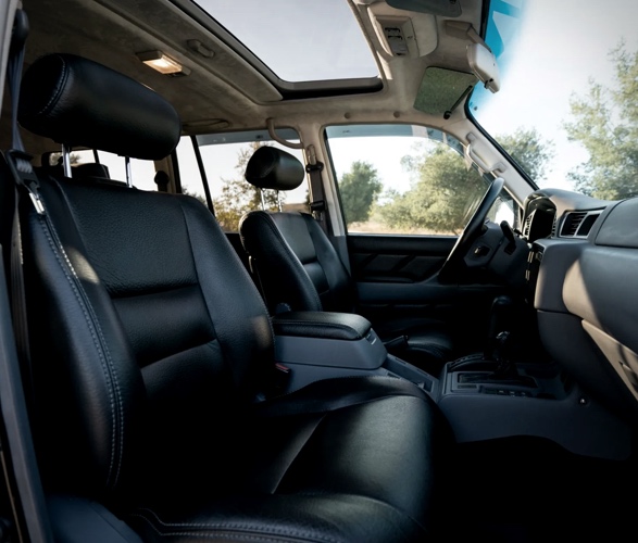 1995-toyota-land-cruiser-fzj80-14.jpg