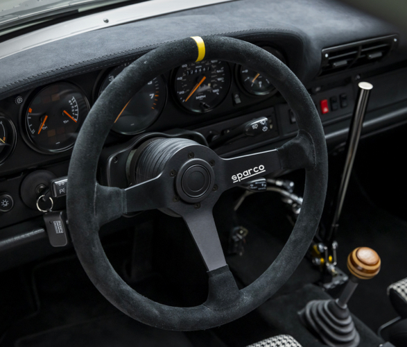 1997-porsche-911-safari-11.jpg
