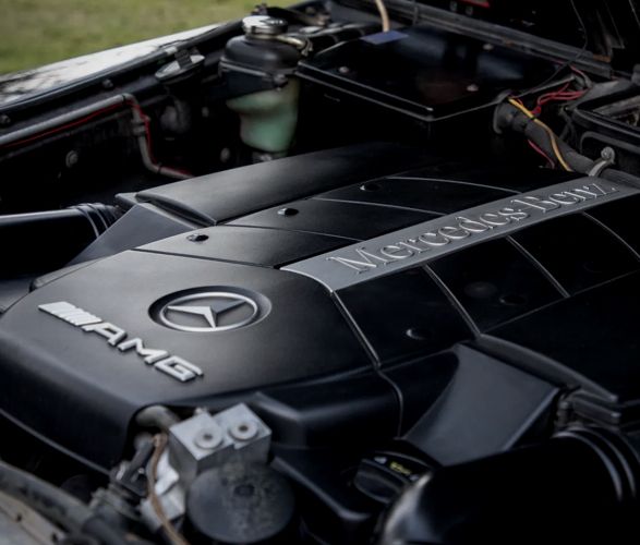 2000-all-black-mercedes-g-wagon-11.jpg