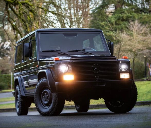 2000-all-black-mercedes-g-wagon-12.jpg