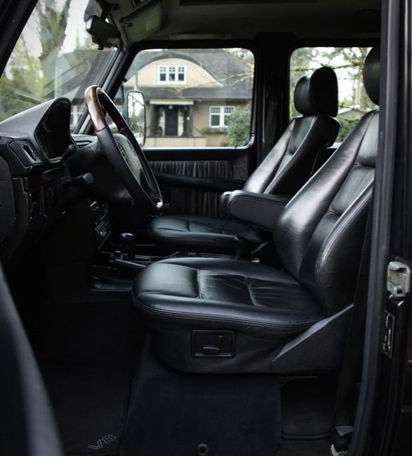 2000-all-black-mercedes-g-wagon-7.jpg