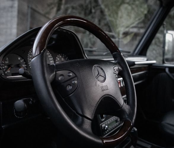 2000-all-black-mercedes-g-wagon-9.jpg
