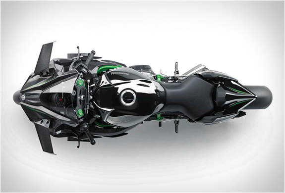 2015-kawasaki-ninja-h2r-7.jpg