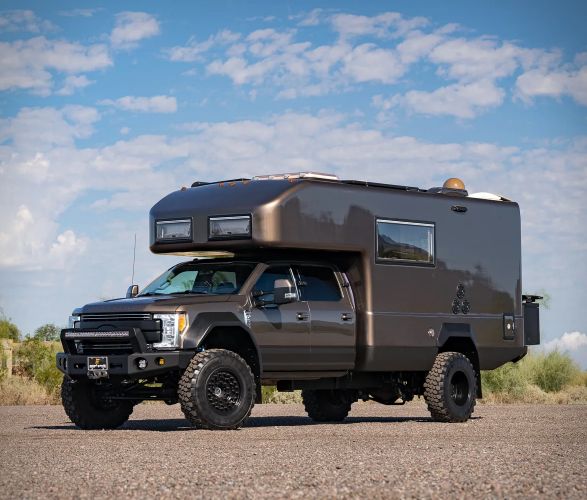 2017-ford-f-550-earthroamer-4.jpg | Image