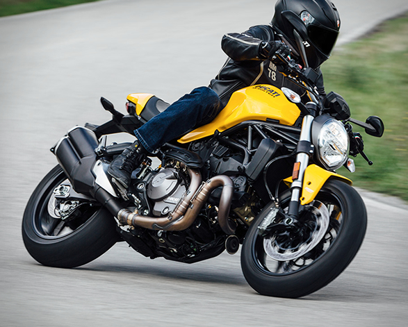 2018-ducati-monster-821-12.jpg