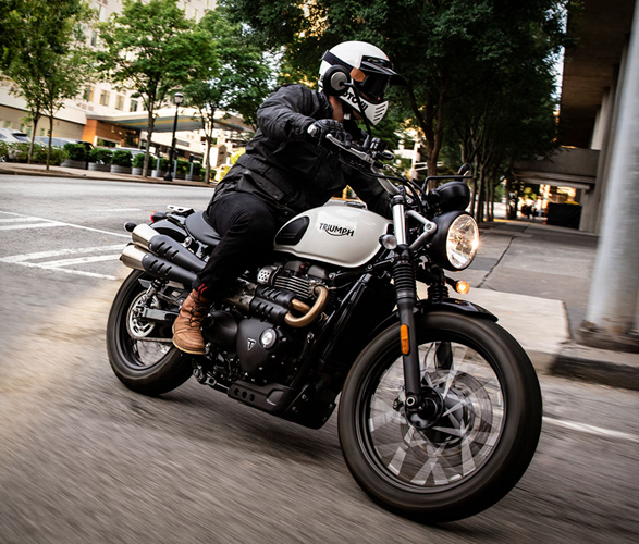2019-triumph-street-scrambler-10.jpg