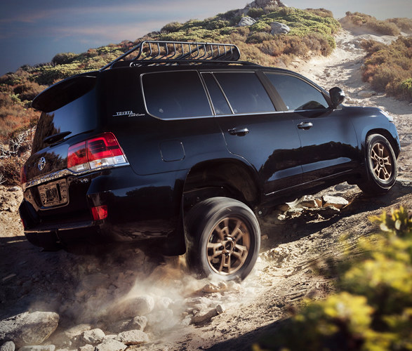 2020-land-cruiser-heritage-edition-3.jpg | Image