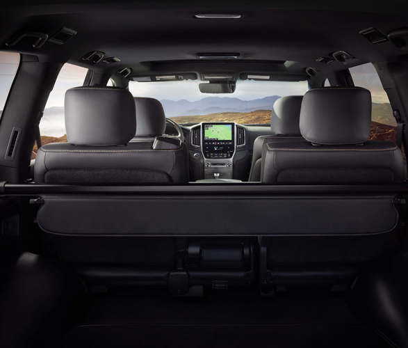 2020-land-cruiser-heritage-edition-8a.jpg
